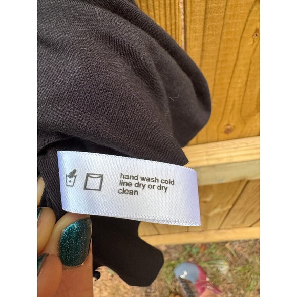 Three Dots Womens Top Small Black Sleeveless V Neck Casual Blouse‎ USA Made - Picture 5 of 6